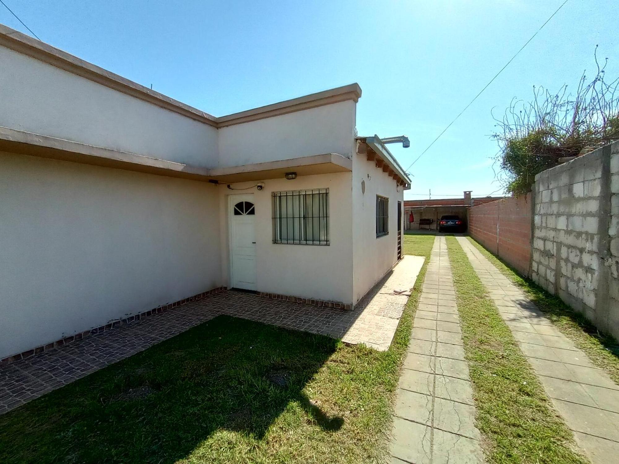 Holiday home Casa Guemes